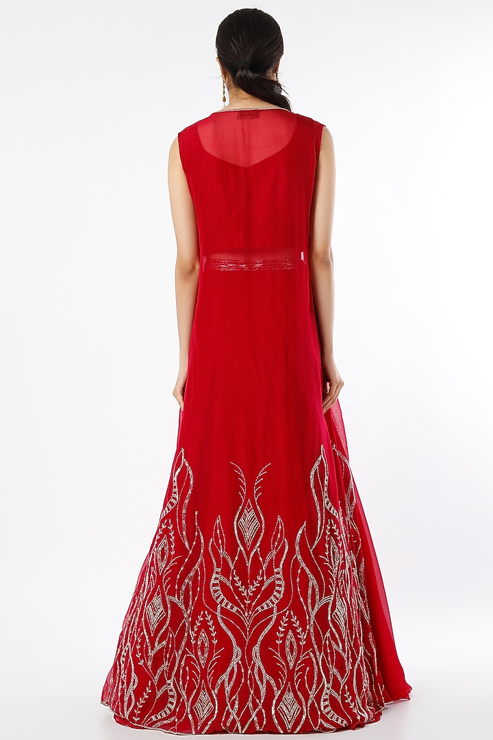 Red Viscose Organza Jacket Wedding Lehenga Set by Charu & Vasundhara at Pernia's Pop Up Shop