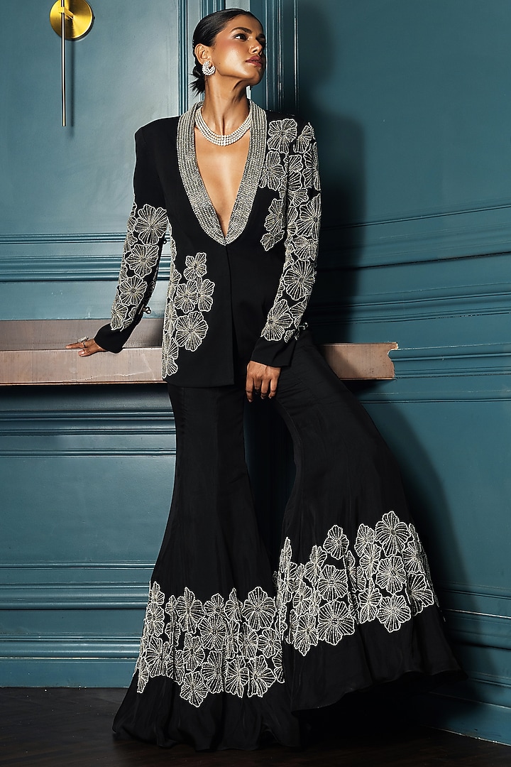 Black Georgette Floral Embroidered Blazer Set by Charu & Vasundhara