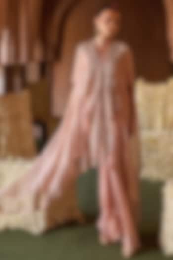 Peach Tissue Paisley Embroidered Cape Set by Charu & Vasundhara at Pernia's Pop Up Shop