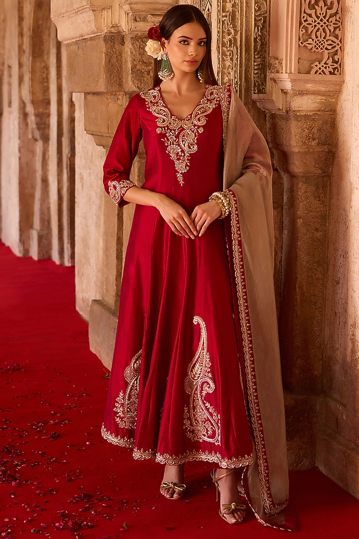 Burnt Red Cupro Silk Paisley Embroidered Wedding Anarkali Set by Charu & Vasundhara at Pernia's Pop Up Shop