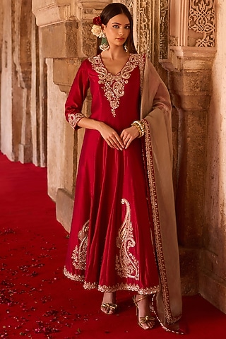 Burnt Red Cupro Silk Paisley Embroidered Anarkali Set by Charu & Vasundhara