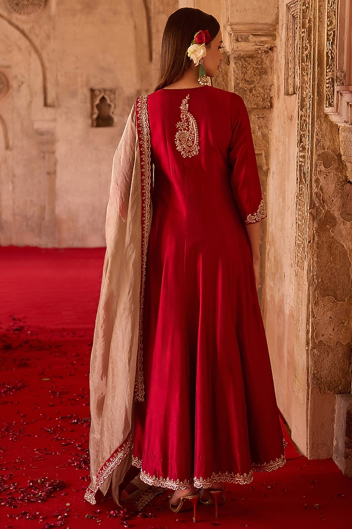 Burnt Red Cupro Silk Paisley Embroidered Wedding Anarkali Set by Charu & Vasundhara at Pernia's Pop Up Shop