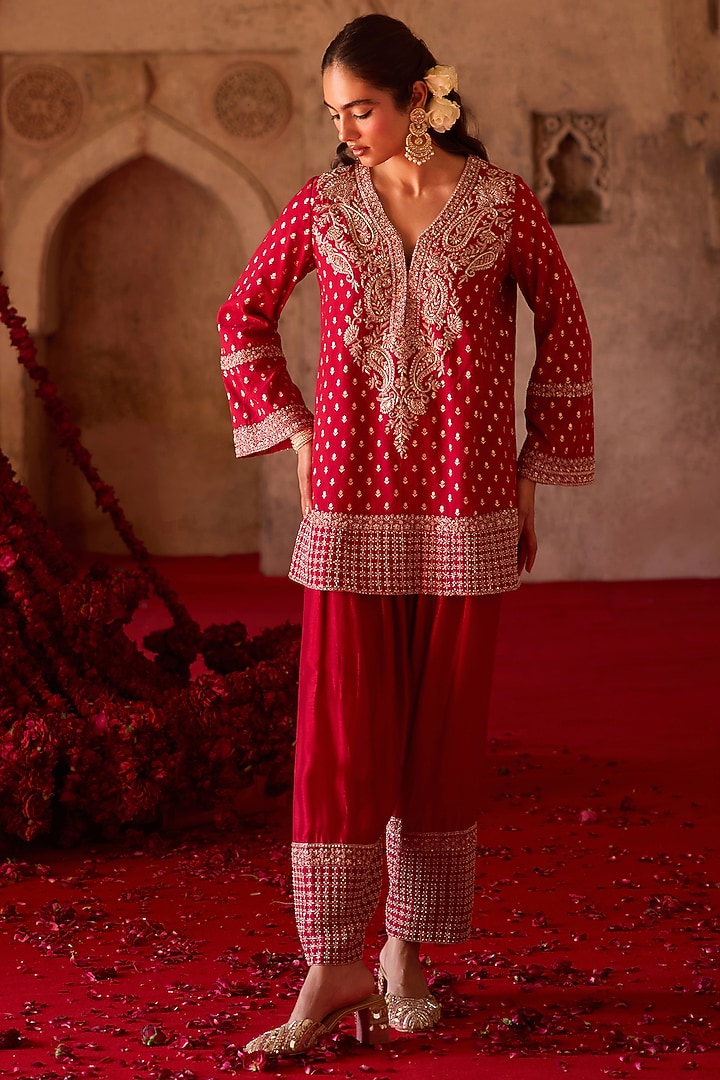 Burnt Red Cupro Silk Paisley Embroidered Kurta Set by Charu & Vasundhara at Pernia's Pop Up Shop