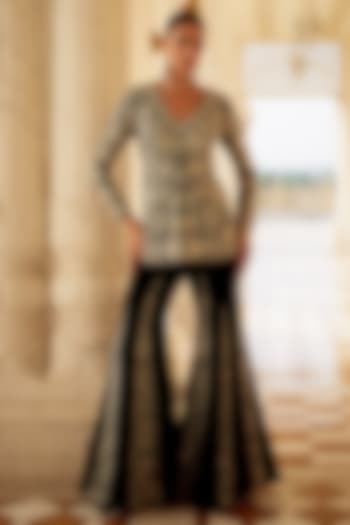 Black Organza Floral Embroidered Jacket Set by Charu & Vasundhara at Pernia's Pop Up Shop