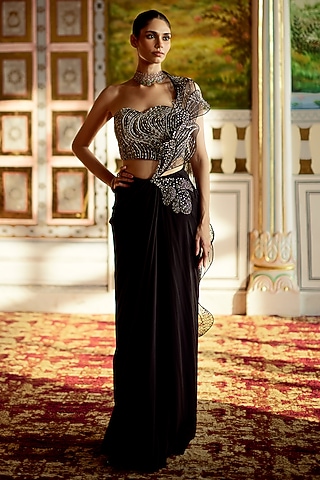 Black Flat Chiffon 3D Leaves Embellished Draped Saree Set by Charu & Vasundhara