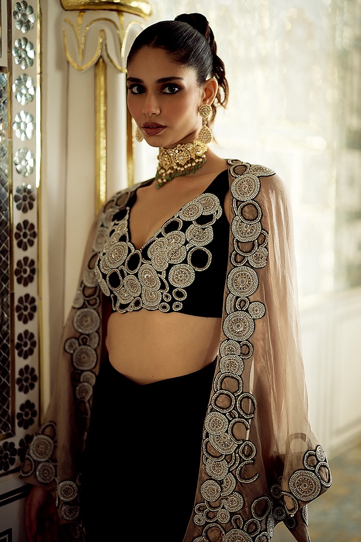 Golden Tissue Embroidered Cape Set by Charu & Vasundhara at Pernia's Pop Up Shop