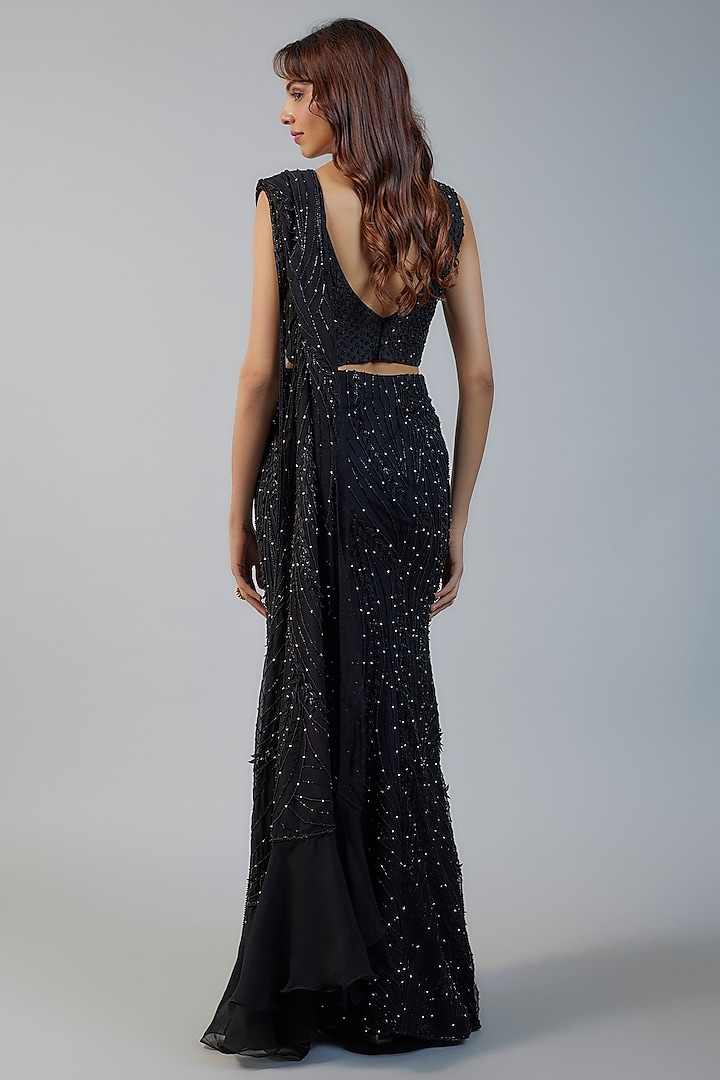 Black Net Hand Embroidered Pre-Draped Wedding Saree Set by Charu & Vasundhara at Pernia's Pop Up Shop