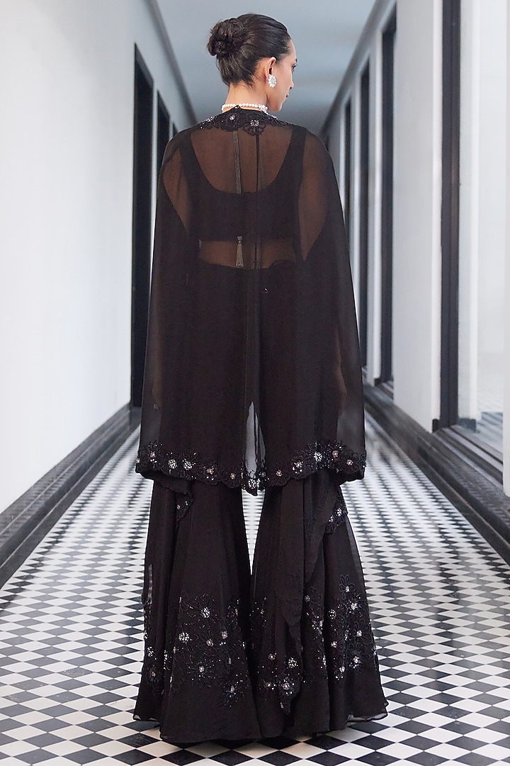 Black Taffeta Tasser Viscose Organza Floral Hand Embroidered Cape Set by Charu & Vasundhara at Pernia's Pop Up Shop