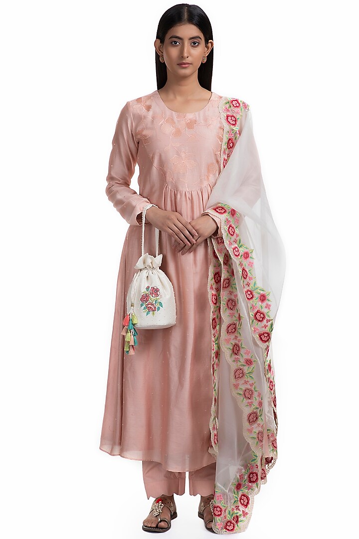 Peach Handwoven Chanderi Kurta Set by Chhaya Mehrotra