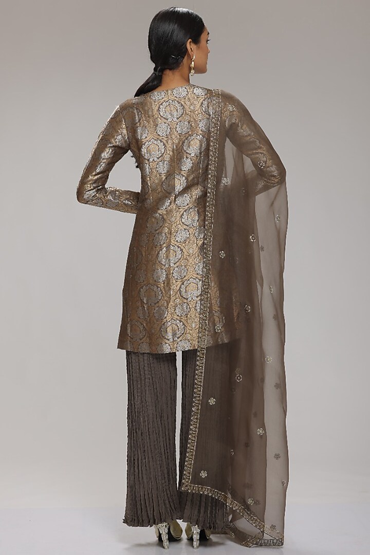 Grey Banarasi Brocade Kurta Set by Chhaya Mehrotra at Pernia's Pop Up Shop