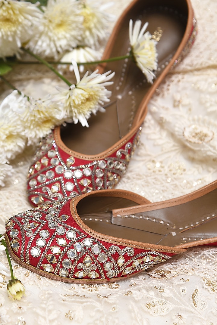 Red Hand Embroidered Juttis by Coral Haze