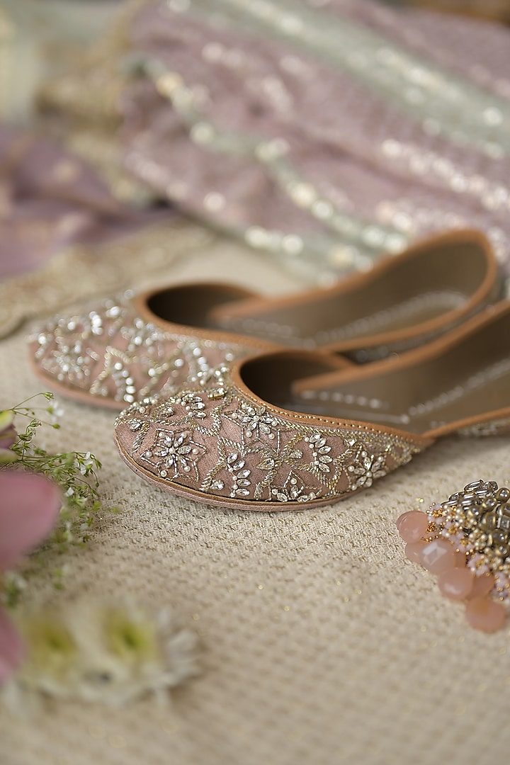 Nude Genuine Leather Floral & Jaal Hand Embroidered Juttis by Coral Haze at Pernia's Pop Up Shop