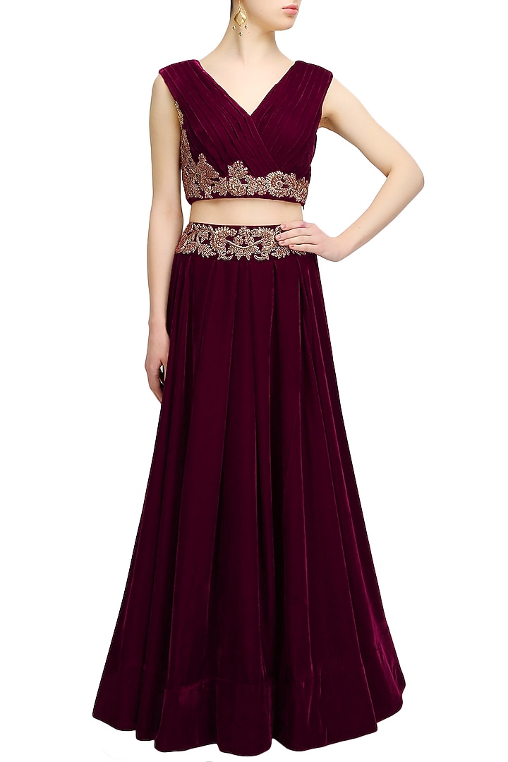 Wine dabka and zardozi embroidered crop top and skirt set available only at Pernia's Pop Up Shop.