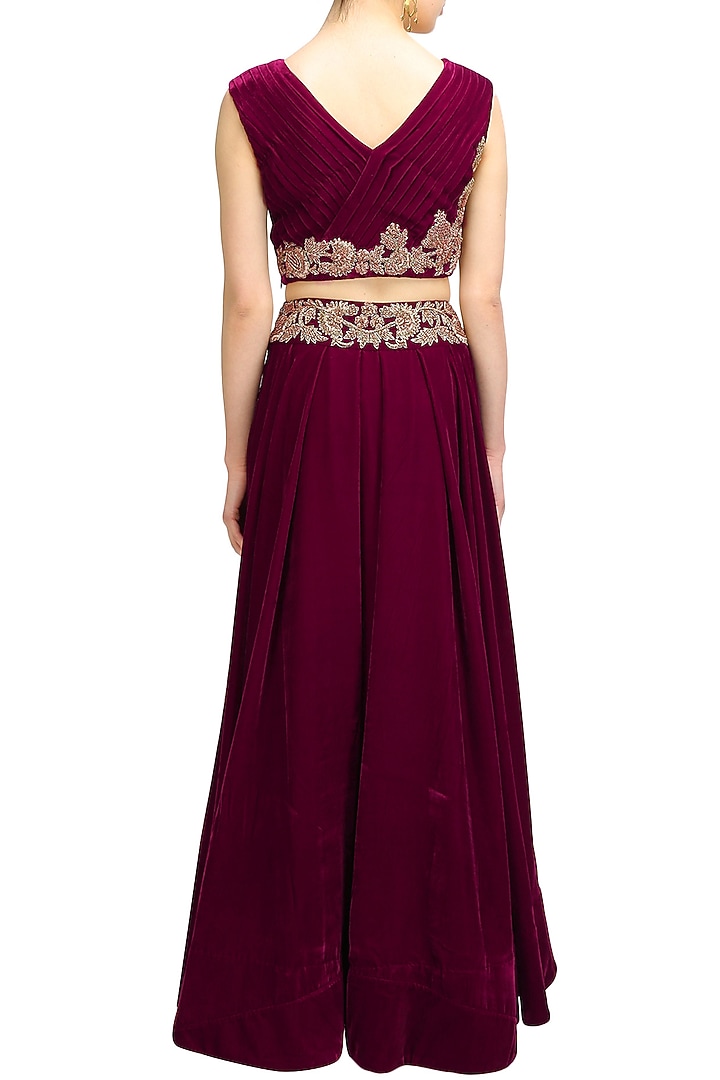 Wine dabka and zardozi embroidered crop top and skirt set available only at Pernia's Pop Up Shop.