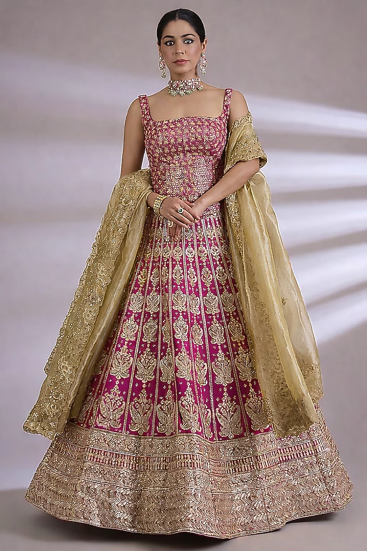 Rani Pink Tissue Paisley Embroidered Bridal Lehenga Set by Jayesh & Kaajal Shah at Pernia's Pop Up Shop