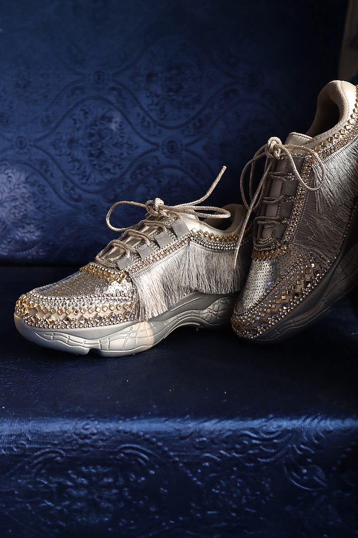 Silver Synthetic Leather Shoes by Chal Jooti at Pernia's Pop Up Shop