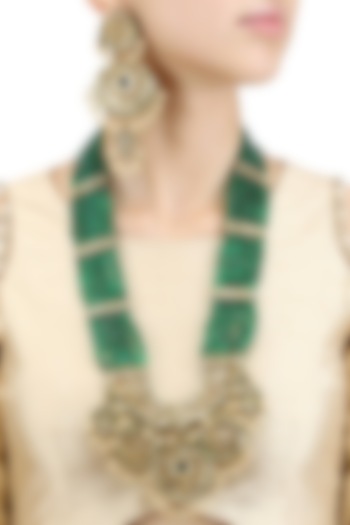 Gold Finish Kundan Crescent Shape Necklace Set by Chhavi's Jewels