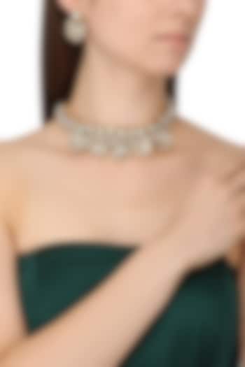 Gold finish textured kundan and pearl necklace set available only at Pernia's Pop Up Shop.
