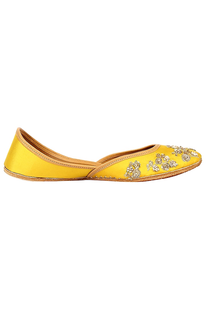 Yellow Embroidered Juttis by Coral Haze