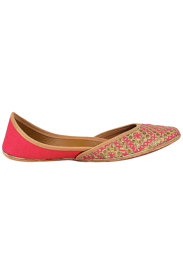 Pink And Gold Embroidered Juttis by Coral Haze