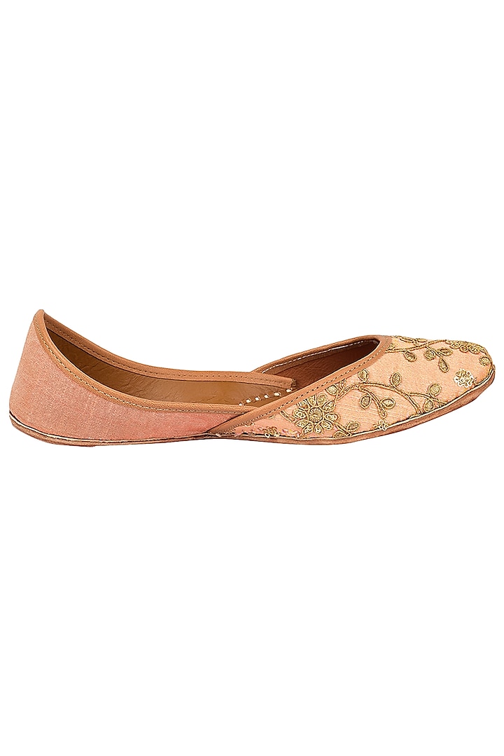 Peach Embroidered Juttis by Coral Haze