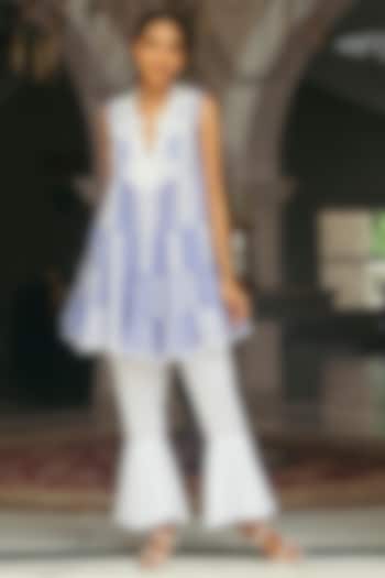 Purple Embroidered Kurta Set by Cin Cin at Pernia's Pop Up Shop