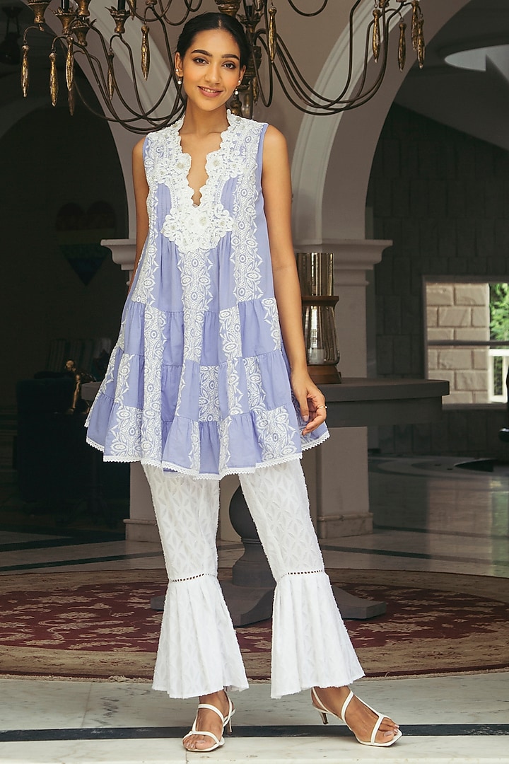 Purple Embroidered Kurta Set by Cin Cin at Pernia's Pop Up Shop