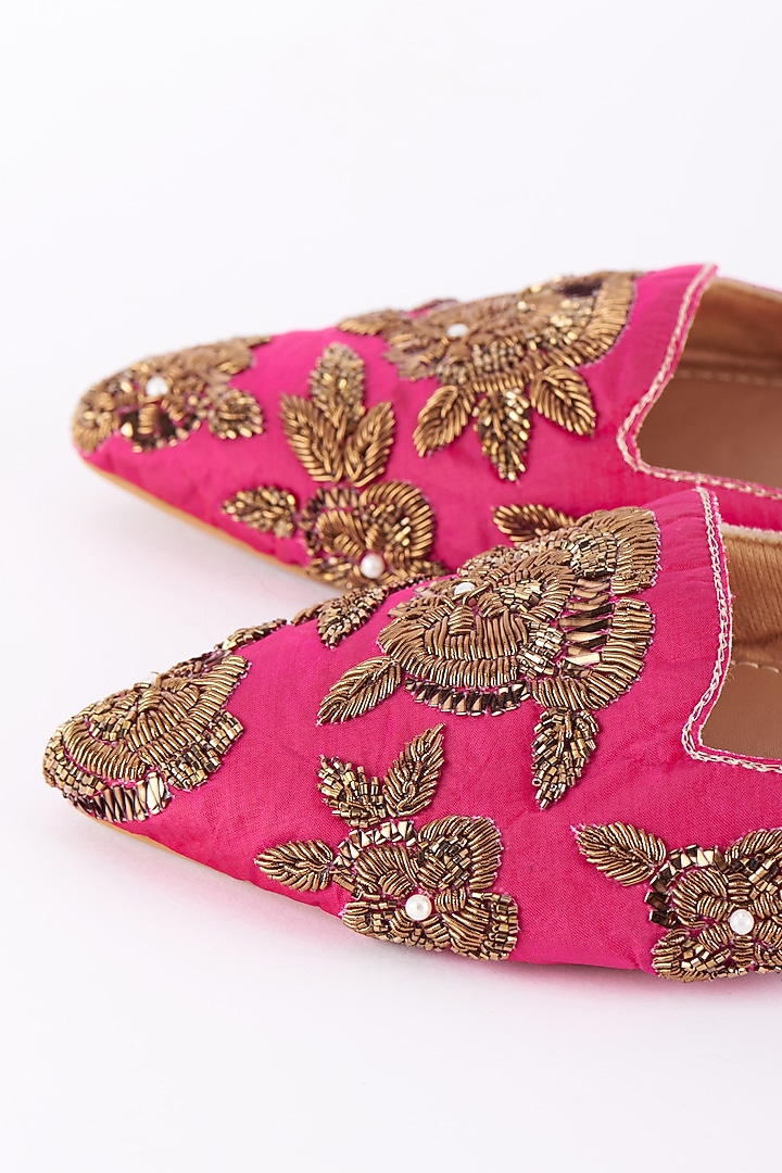 Pink Shimmer Mojris by Cinderella by Heena Yusuf at Pernia's Pop Up Shop