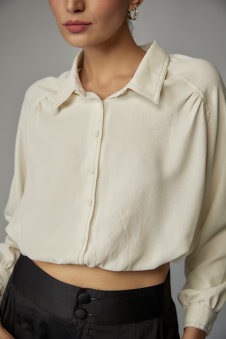 White Dual Georgette Crop Top by The Circus by Sana Shah Bhattad at Pernia's Pop Up Shop