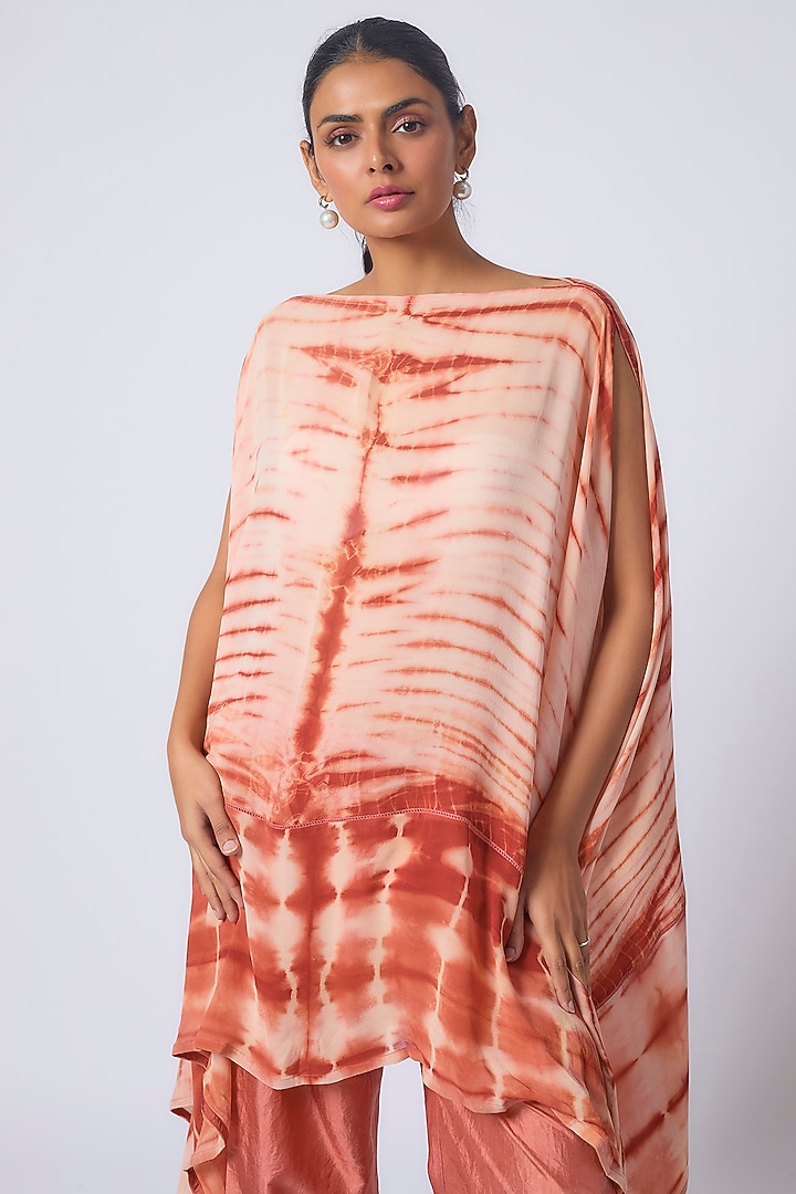 Red Silk Georgette Tie-Dye Printed Kaftan Set by CoralbySeema at Pernia's Pop Up Shop