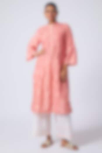 Pink Mulberry Silk Kurta Set by CoralbySeema at Pernia's Pop Up Shop
