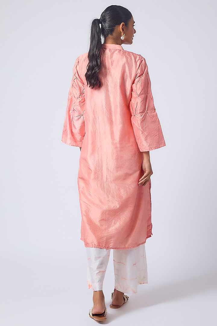 Pink Mulberry Silk Kurta Set by CoralbySeema at Pernia's Pop Up Shop