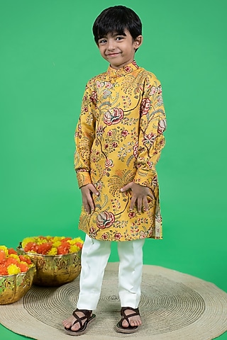 Yellow Cotton Floral Printed Kurta Set For Boys by Little Boys Closet