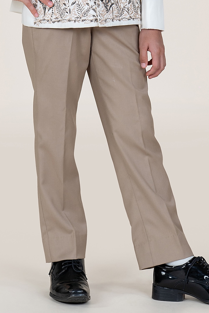 White & Beige Suiting Embroidered Bandhgala Set For Boys by Little Boys Closet at Pernia's Pop Up Shop