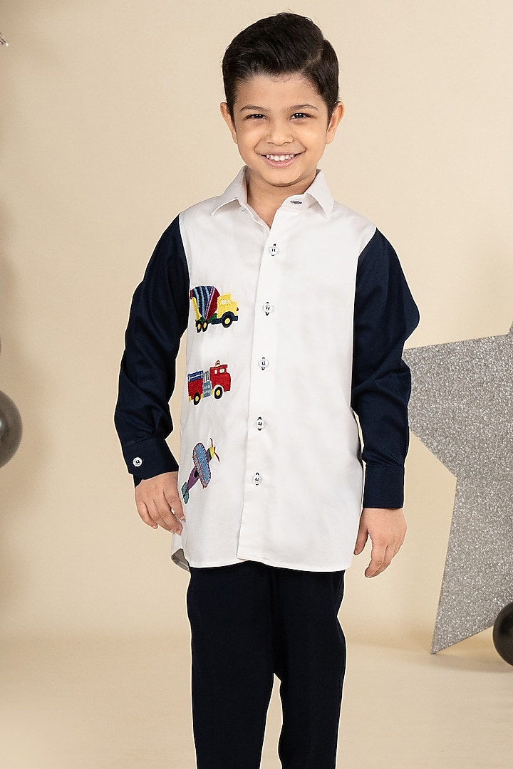 White & Navy Blue Cotton Satin Color-Blocked Shirt For Boys by Little Boys Closet at Pernia's Pop Up Shop