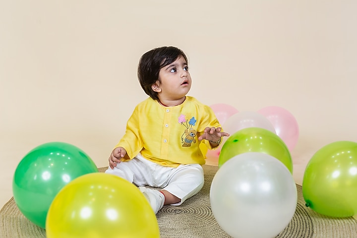 Yellow Embroidered Kurta Set For Boys by Little Boys Closet at Pernia's Pop Up Shop