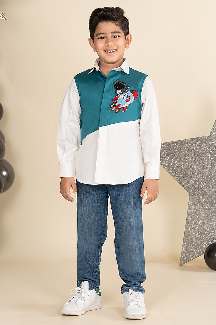 White & Teal Green Cotton Satin Motif Embroidered Color-Blocked Shirt For Boys by Little Boys Closet at Pernia's Pop Up Shop