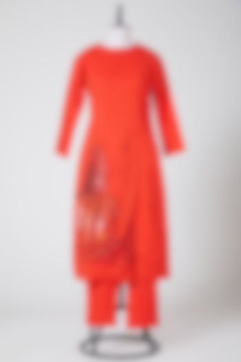 Red Hand Painted Viscose Kurta Set by CLOS at Pernia's Pop Up Shop