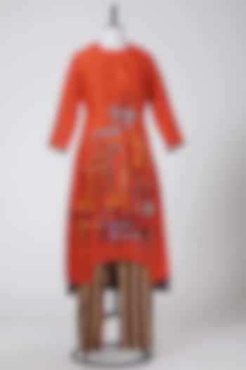 Orange Hand Painted Kurta With Printed Pants by CLOS at Pernia's Pop Up Shop
