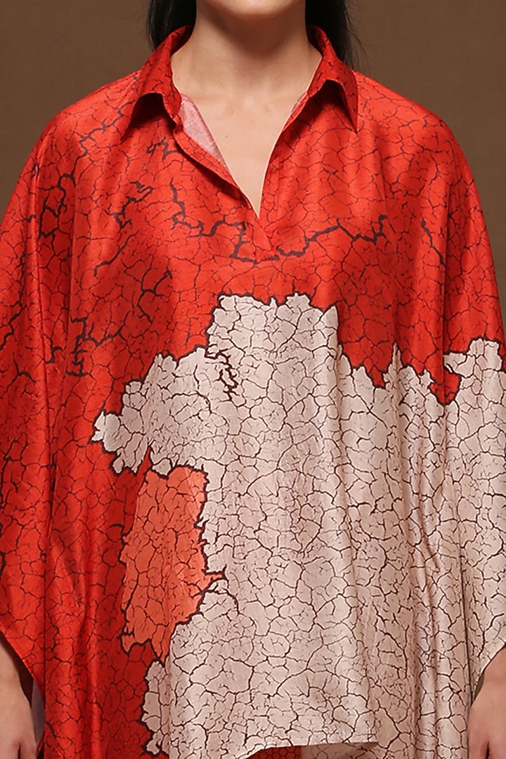 Pastel Red & Orangish Red Kaftan Tunic Set by CLOS at Pernia's Pop Up Shop
