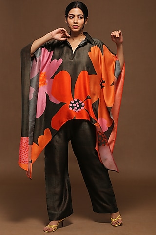 Black Dupion Silk Kaftan Tunic Set by CLOS