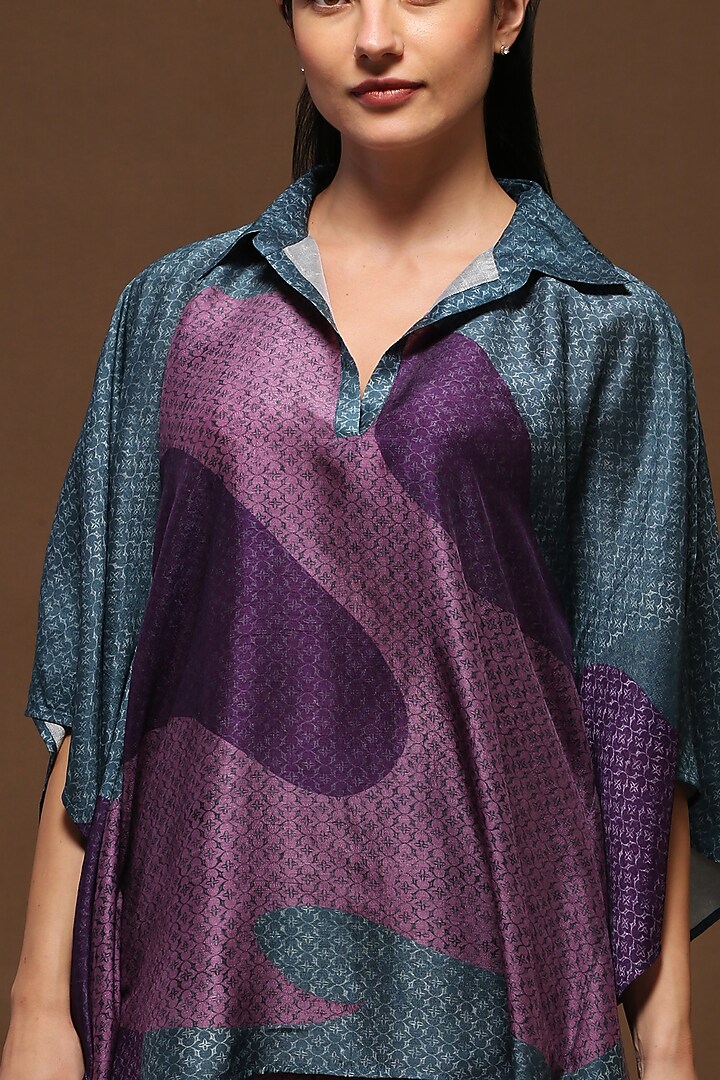 Shamrock Green & Dull Purple Kaftan Tunic Set by CLOS at Pernia's Pop Up Shop