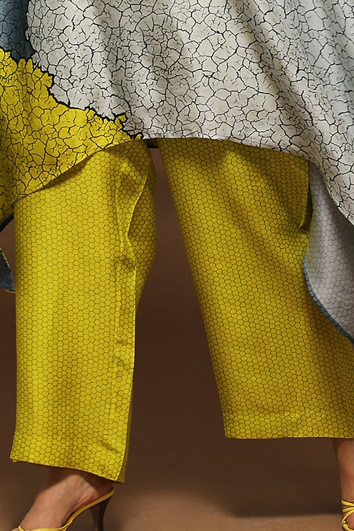 Gothic Blue & Lime Dupion Silk Kaftan Set by CLOS at Pernia's Pop Up Shop