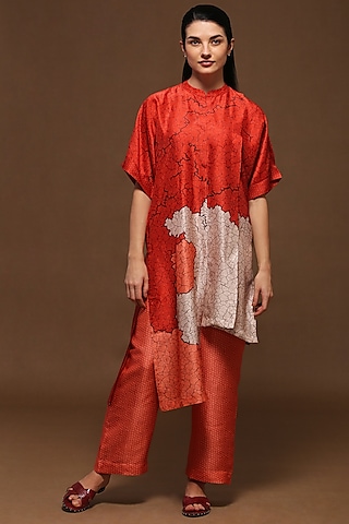 Coral Red Printed Tunic Set by CLOS