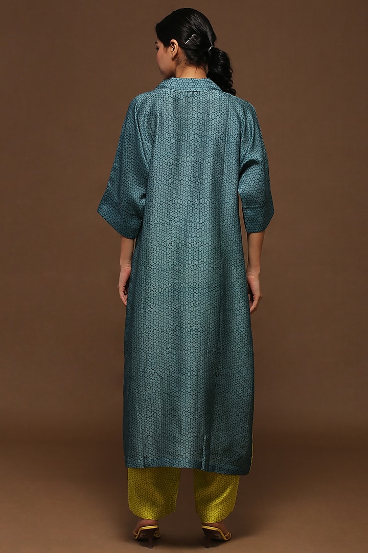 Blue Printed Long Kurta Set by CLOS at Pernia's Pop Up Shop