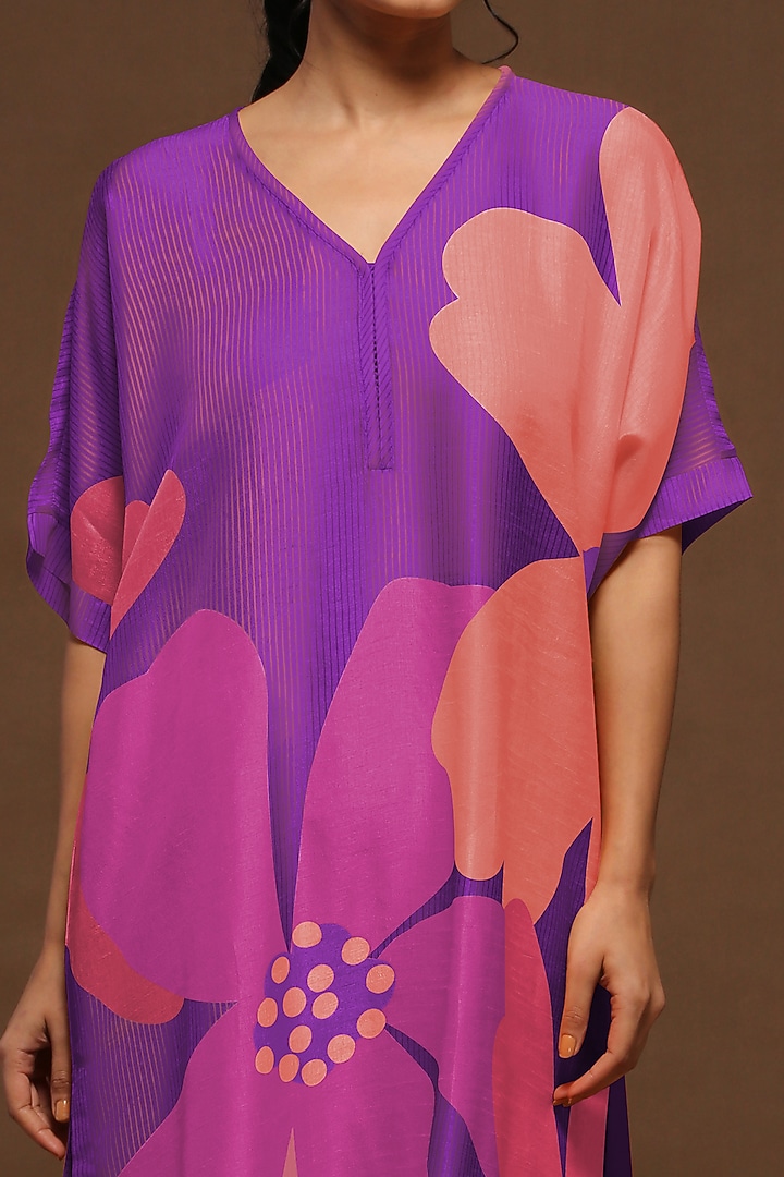 Light Orchid Printed Kurta Set by CLOS at Pernia's Pop Up Shop