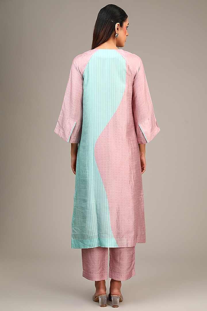 Pink Dupion Silk Floral Printed Kurta Set by CLOS at Pernia's Pop Up Shop