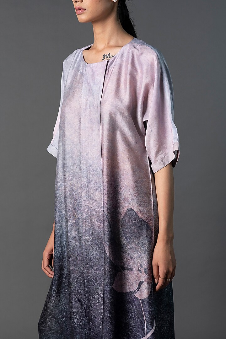 Grey & Silver Dupion Silk Ombre Printed Straight Kurta Set by CLOS at Pernia's Pop Up Shop