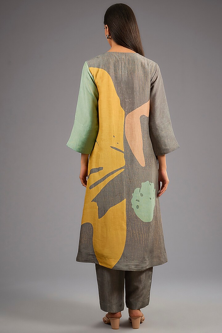Yellow Dupion Silk Printed Kurta Set by CLOS at Pernia's Pop Up Shop
