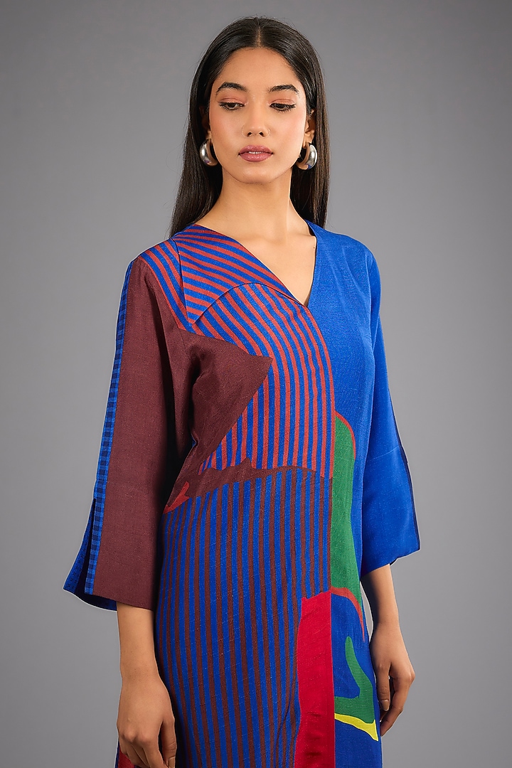 Blue Dupion Silk Printed Kurta Set by CLOS at Pernia's Pop Up Shop
